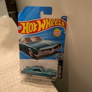Hot Wheels 2025 '66 Buick Riviera HW Modified 2/5 Diecast Car NIP